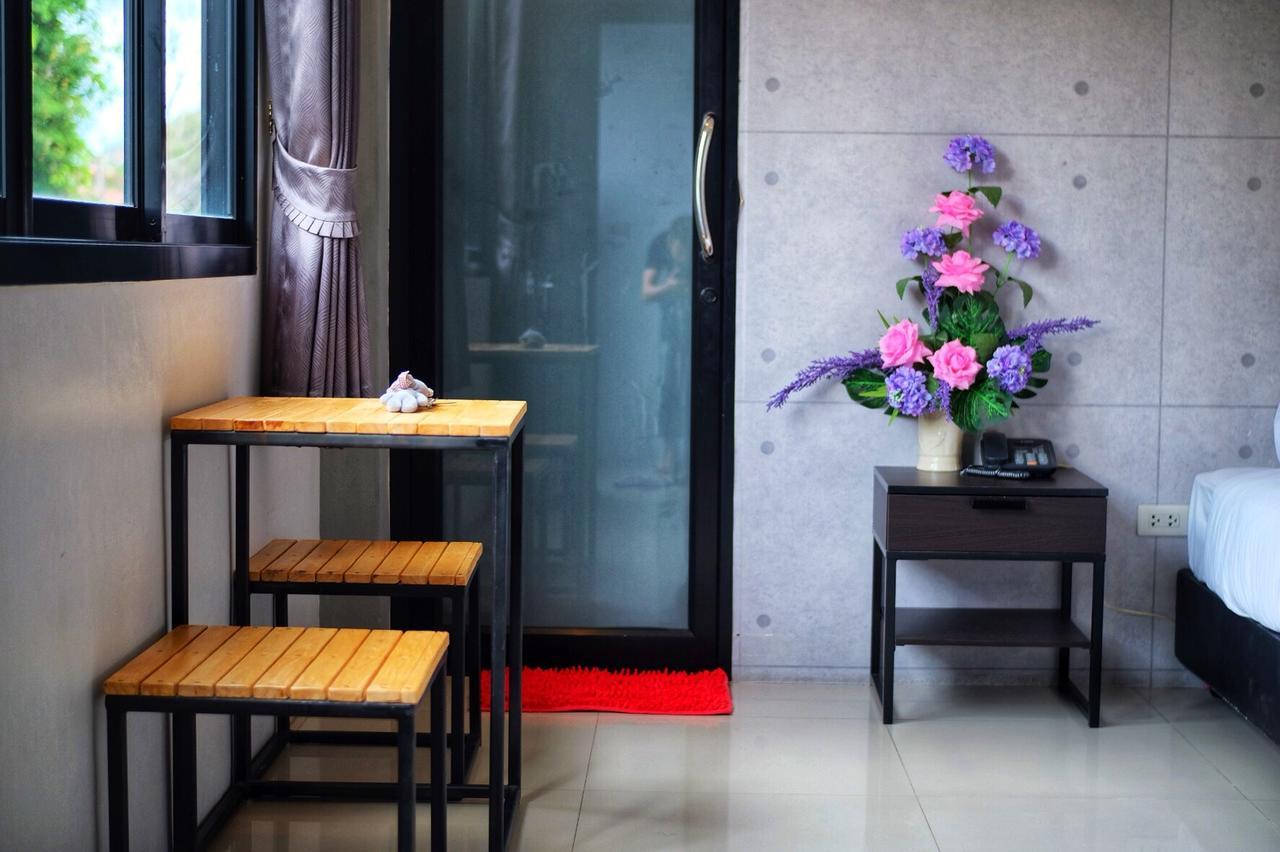Royal Nine Hotel Kanchanaburi Luaran gambar