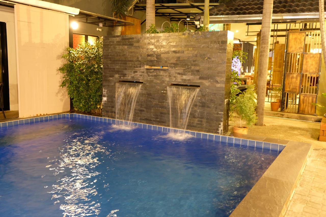 Royal Nine Hotel Kanchanaburi Luaran gambar